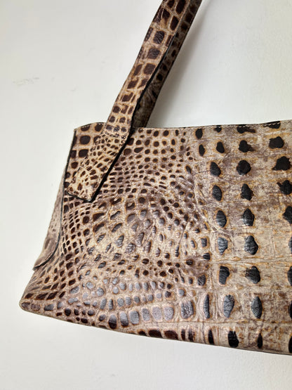 Croc embossed leather bag | Brown