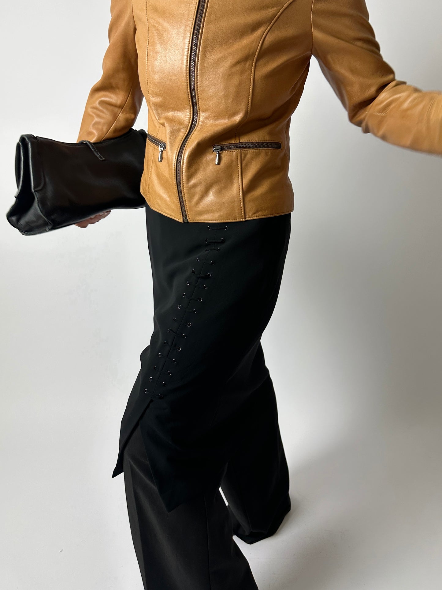 Lace-up detailed skirt | Black