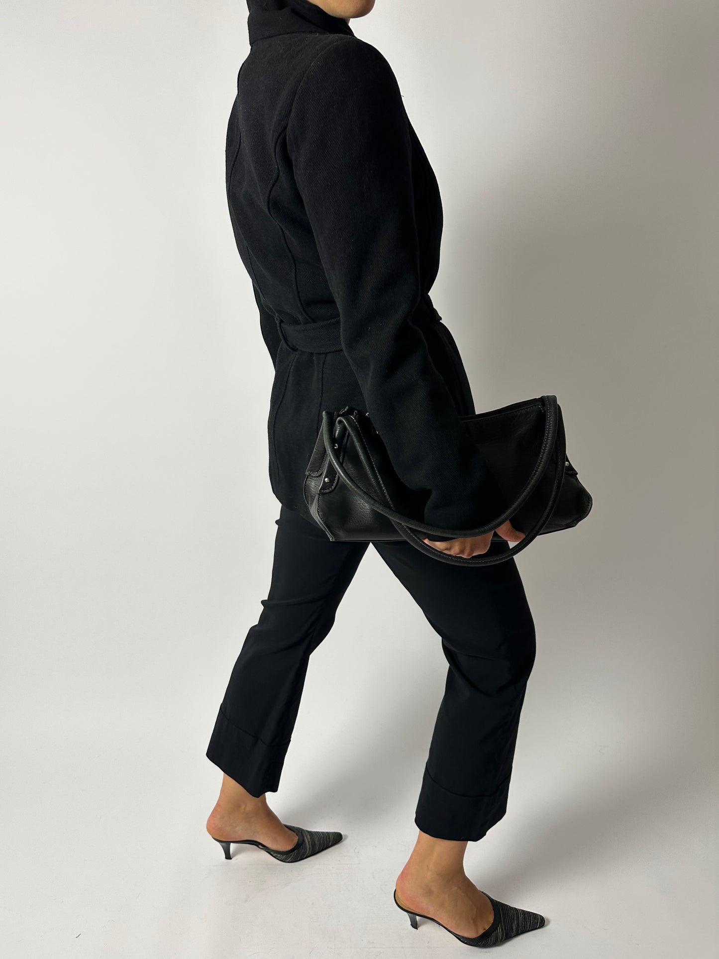 Fitted belted jacket | Black