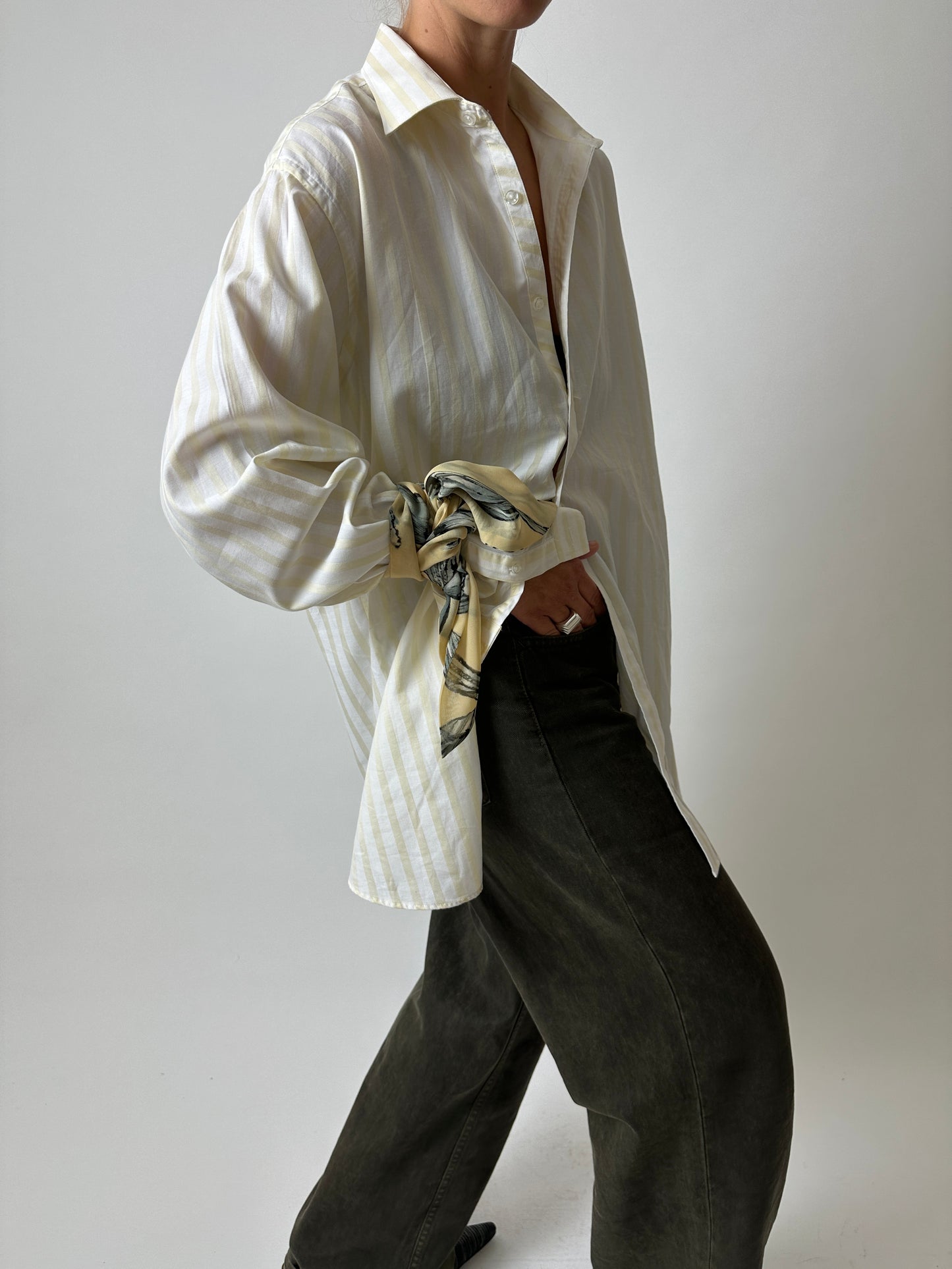 Oversized striped shirt | Off white | Butter