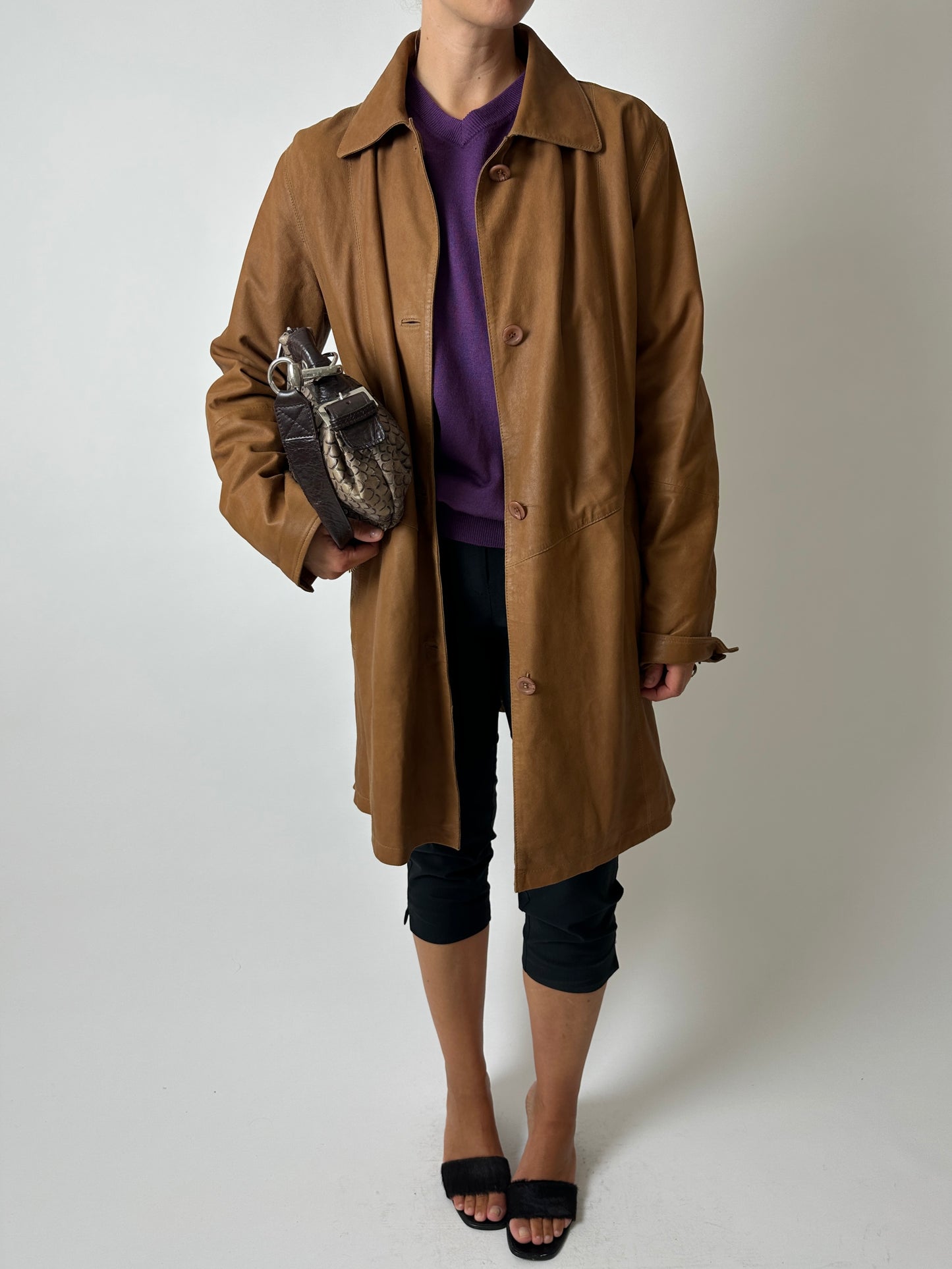Long leather coat | Brown
