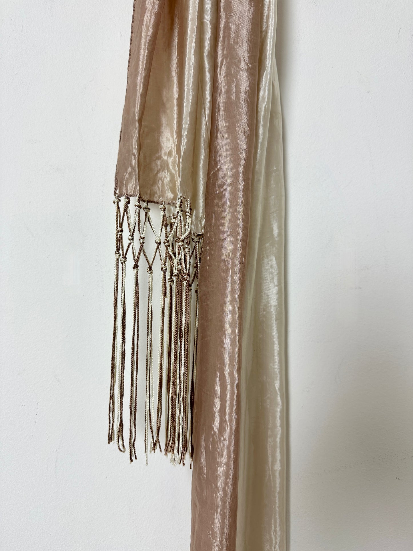 Satin fringed scarf | Powder