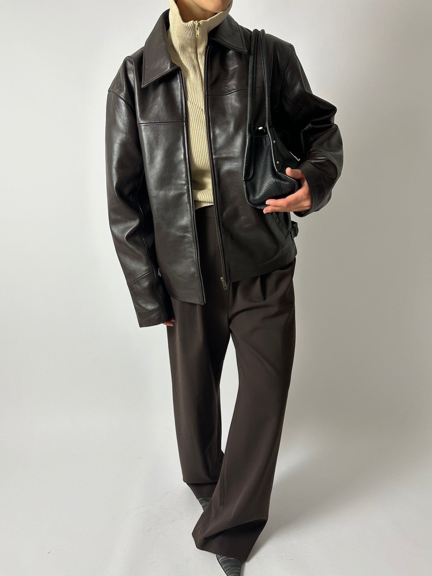 Leather shoulder bag | Black