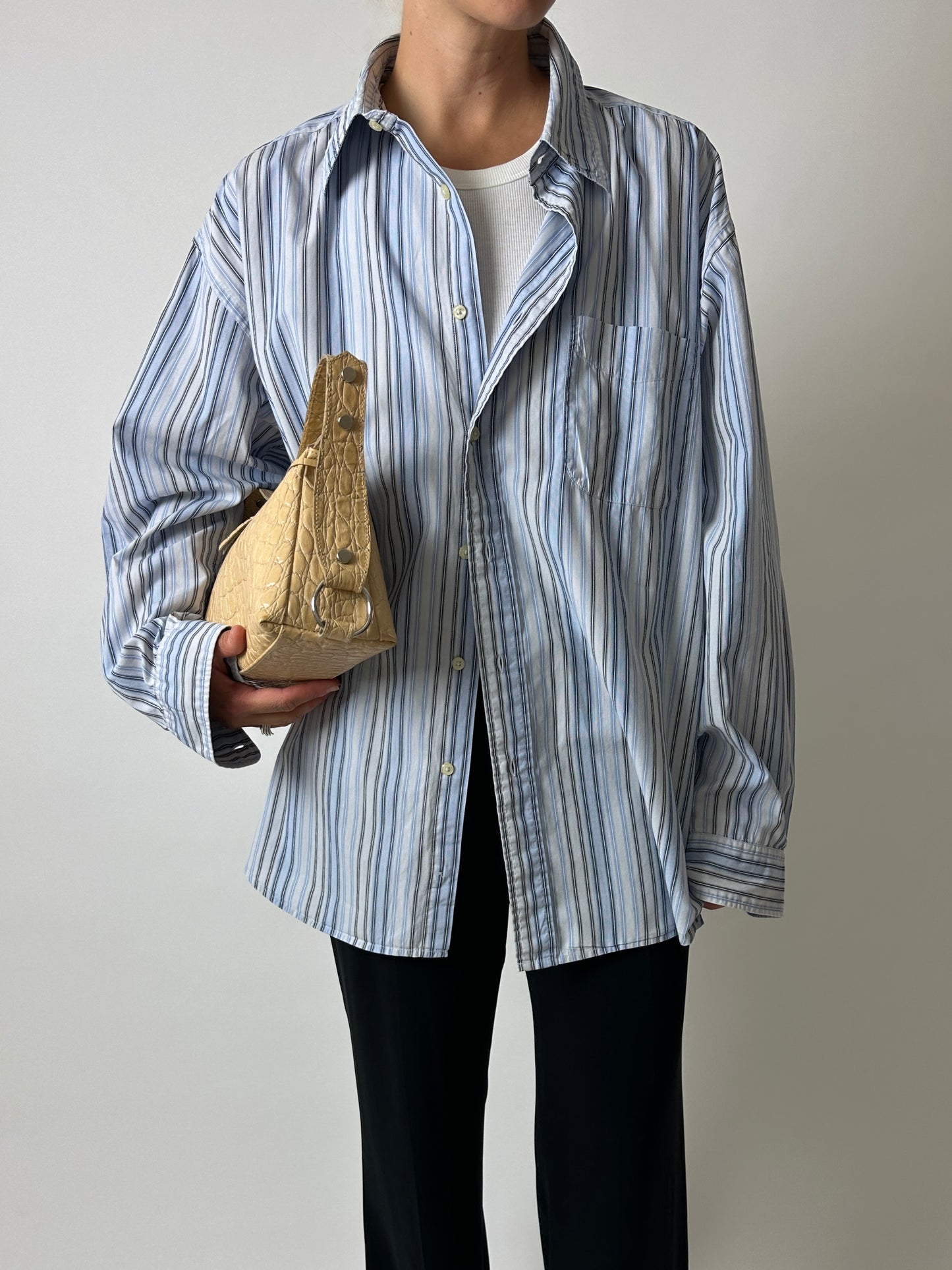 Oversized striped shirt | Off white | Blue