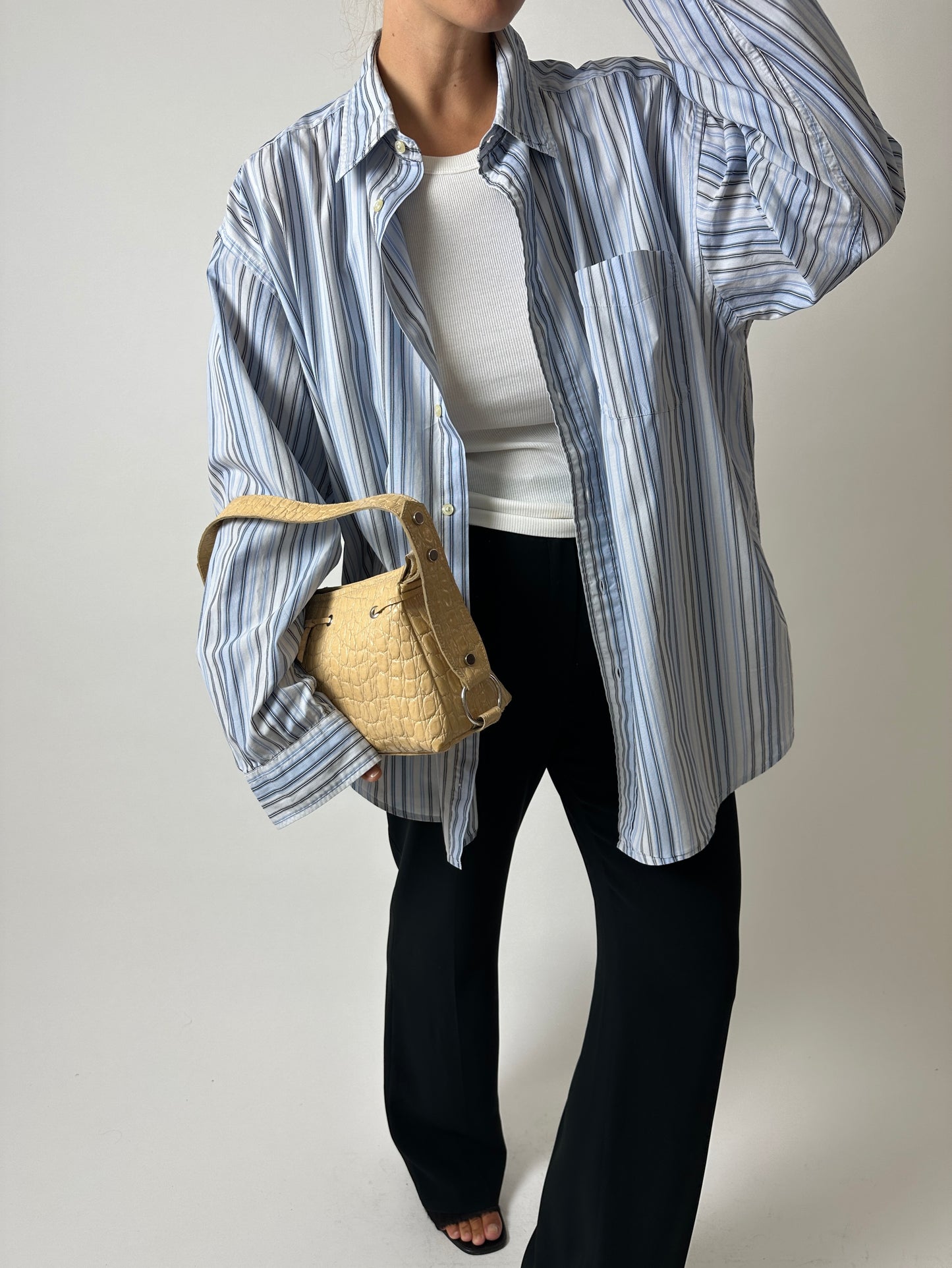 Oversized striped shirt | Off white | Blue
