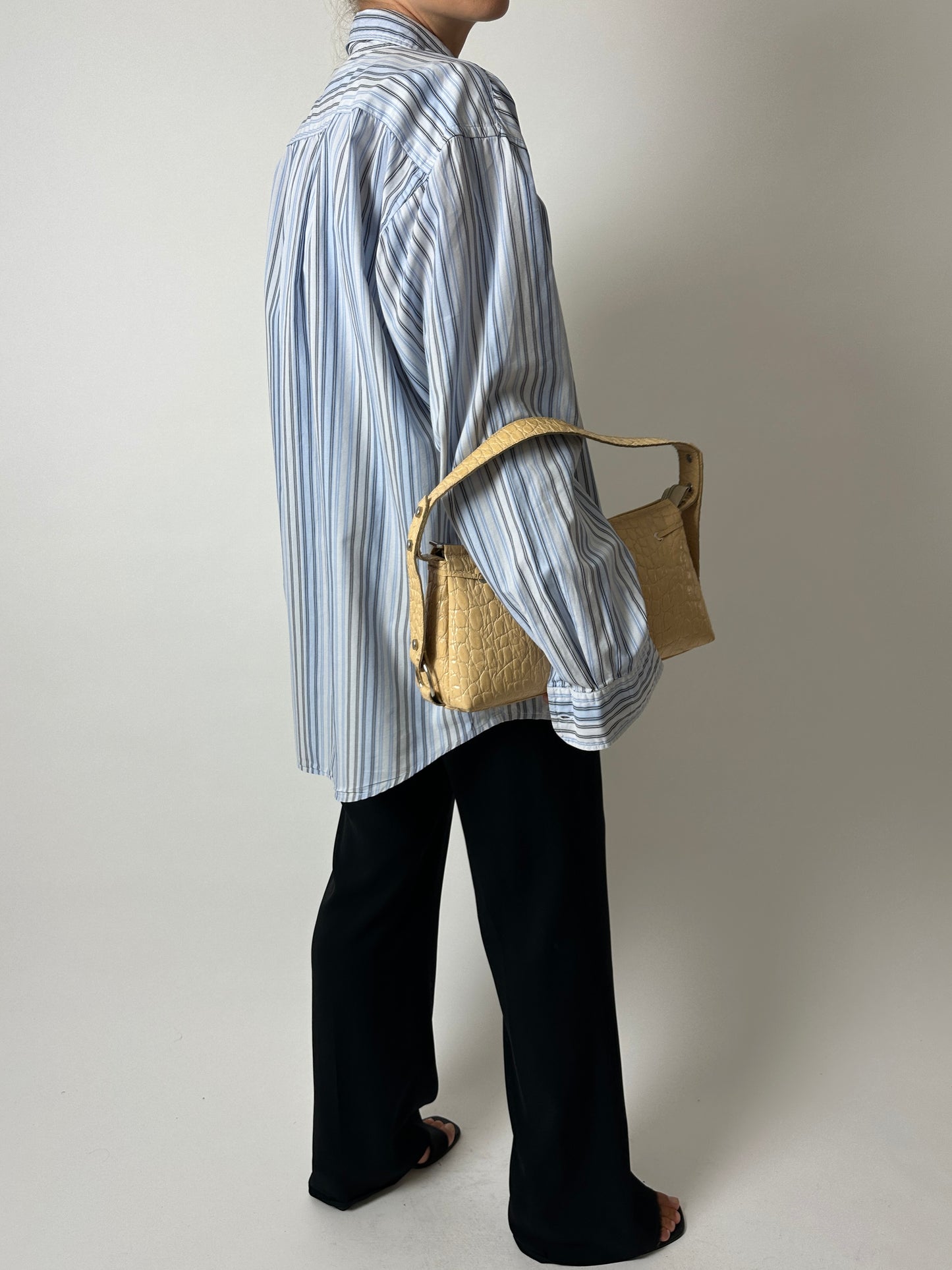 Oversized striped shirt | Off white | Blue