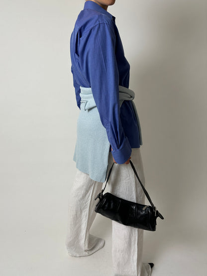 V-neck sweater | Light blue