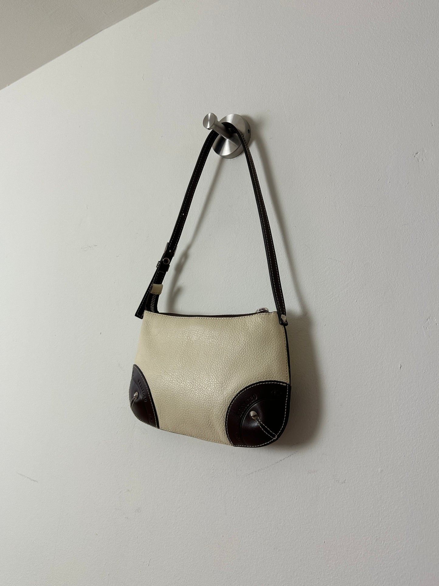 Mini leather shoulder bag | off white / brown