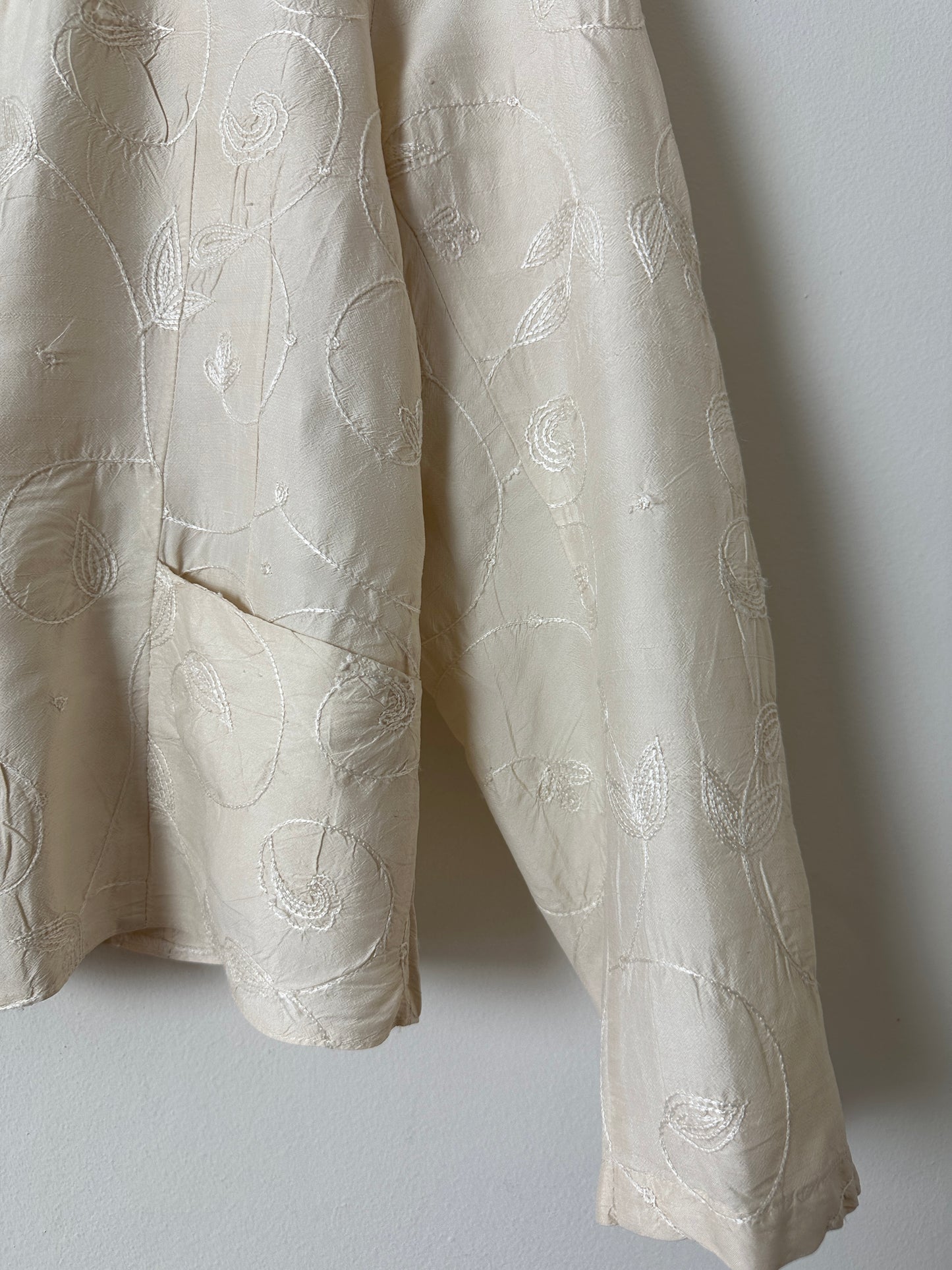 Embroidered silk jacket | Off white
