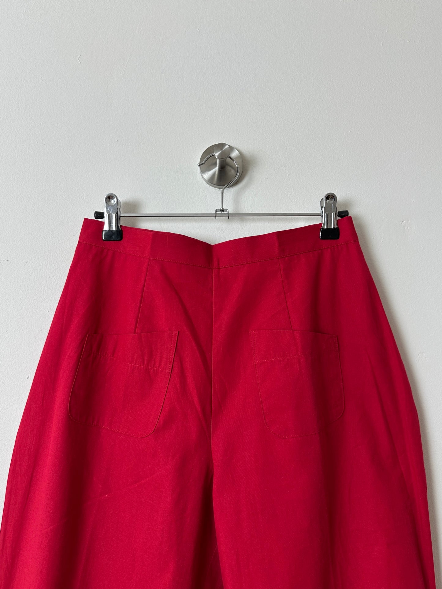 Capri stretch trousers | Red