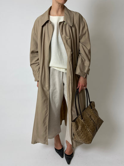 Long trench coat | Soft beige