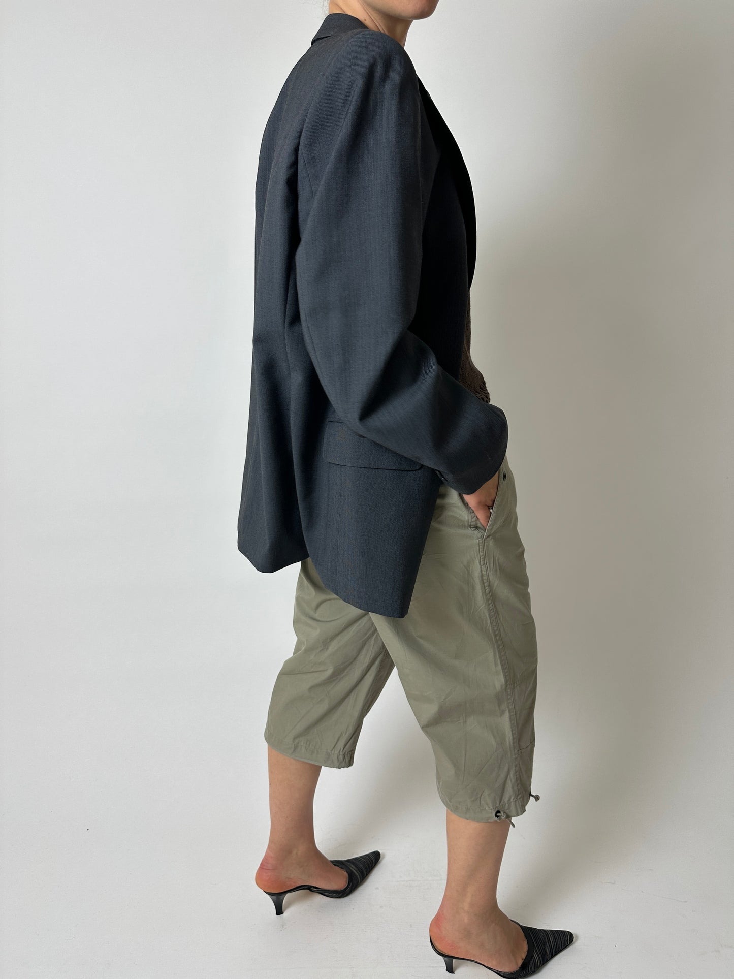 Cropped cargo trousers | Soft green