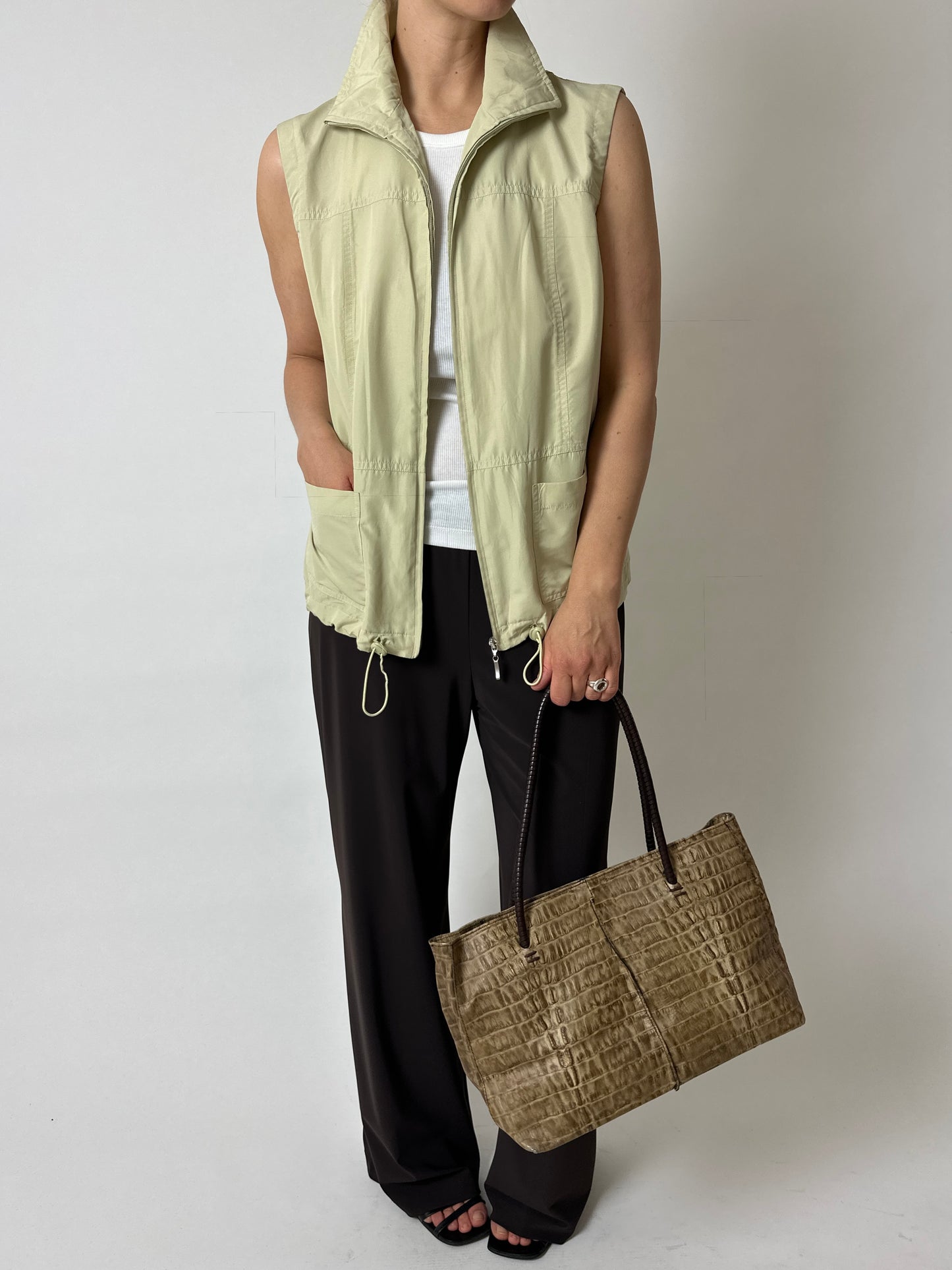 Zip sleeveless vest | Butter