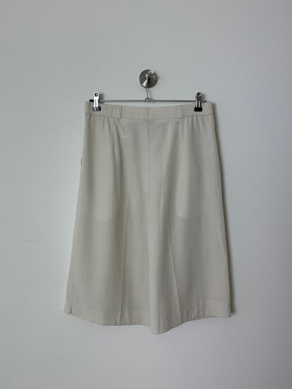 Long shorts | Cream white