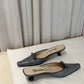 Leather pointy mules | Light blue