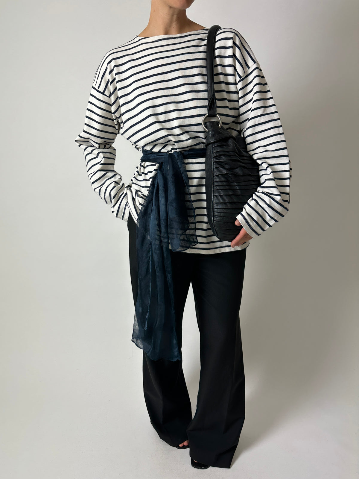 Sheer scarf | Dark blue