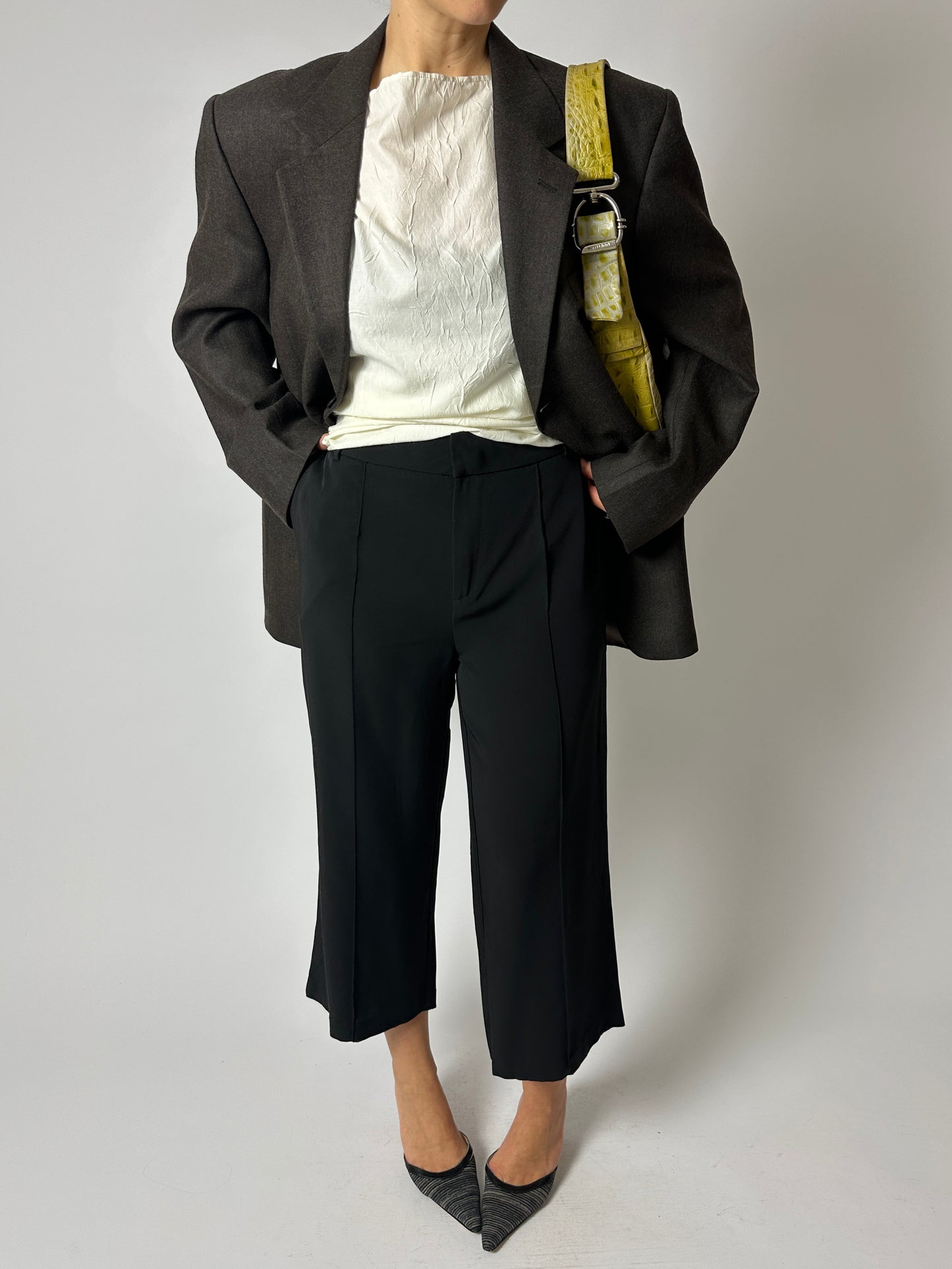 Cropped wide leg trousers | Black