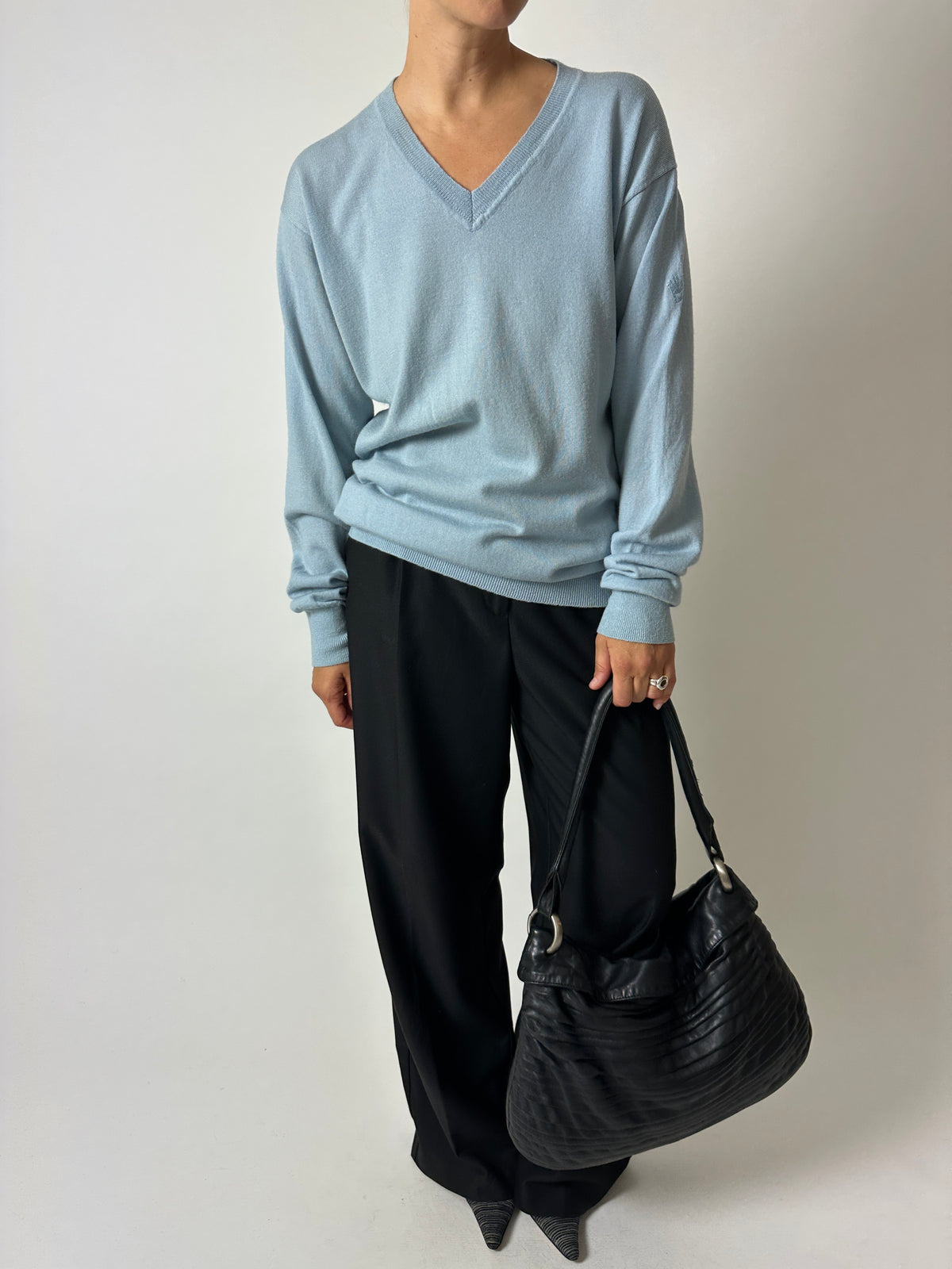 Wool v-neck jumper | Light blue