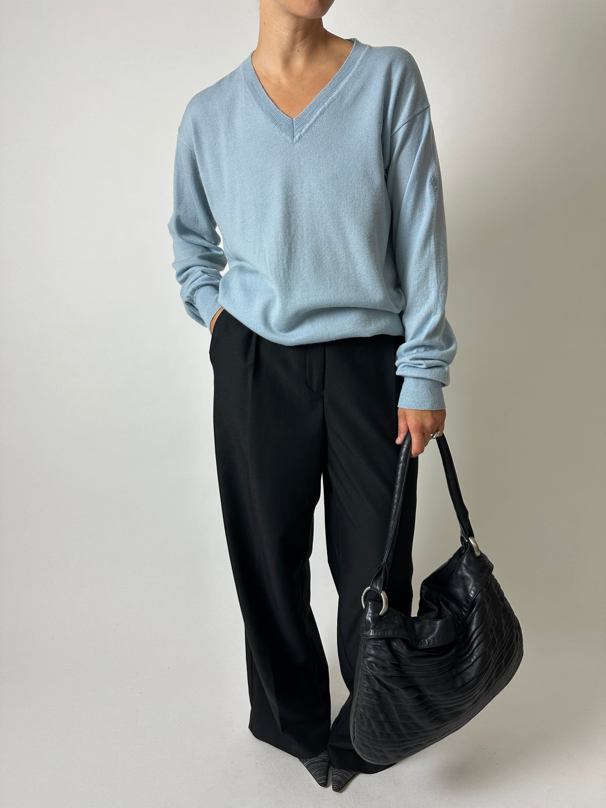 Wool v-neck jumper | Light blue