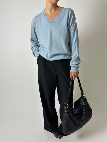 Wool v-neck jumper | Light blue