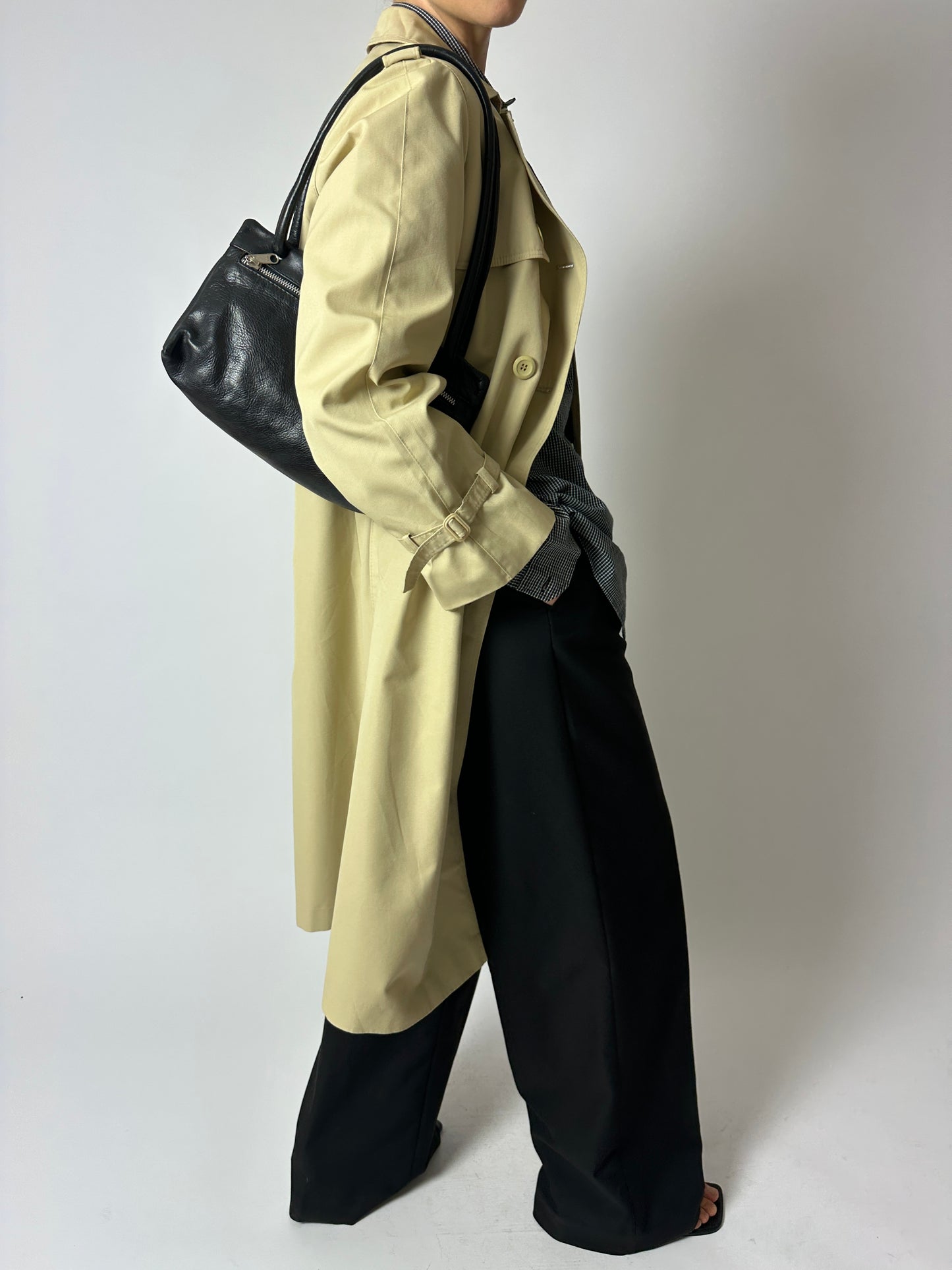 Leather zip shoulder bag | Black