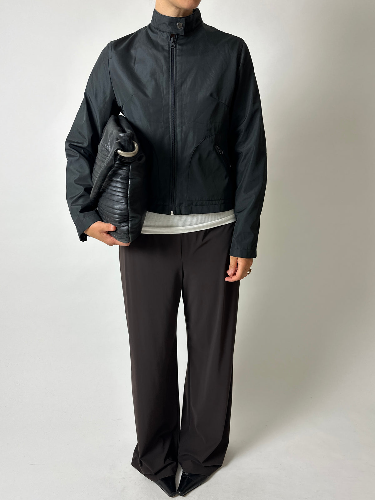 Light weight funnel-neck jacket | Black
