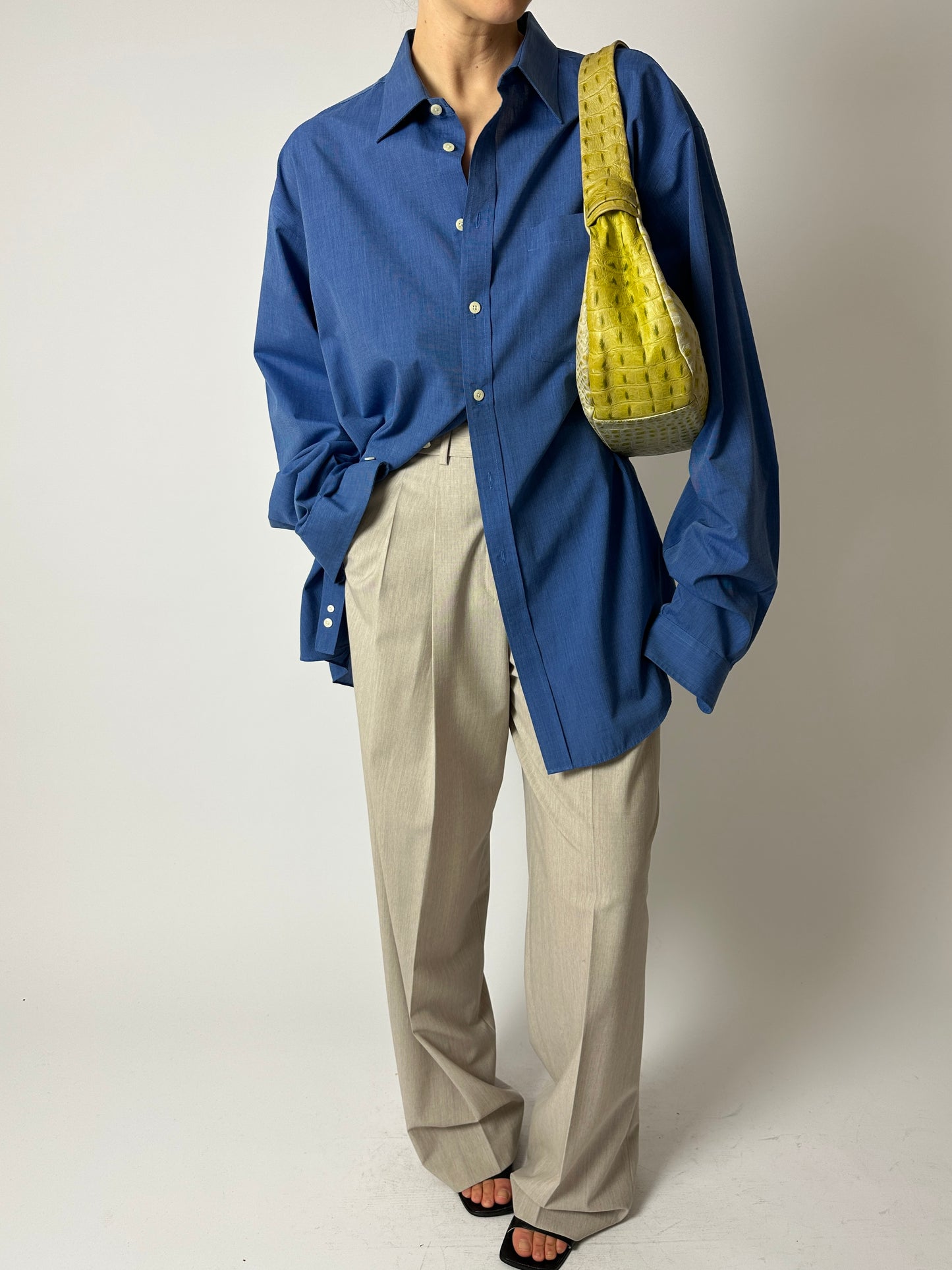 Leather shoulder bag | Toxic green