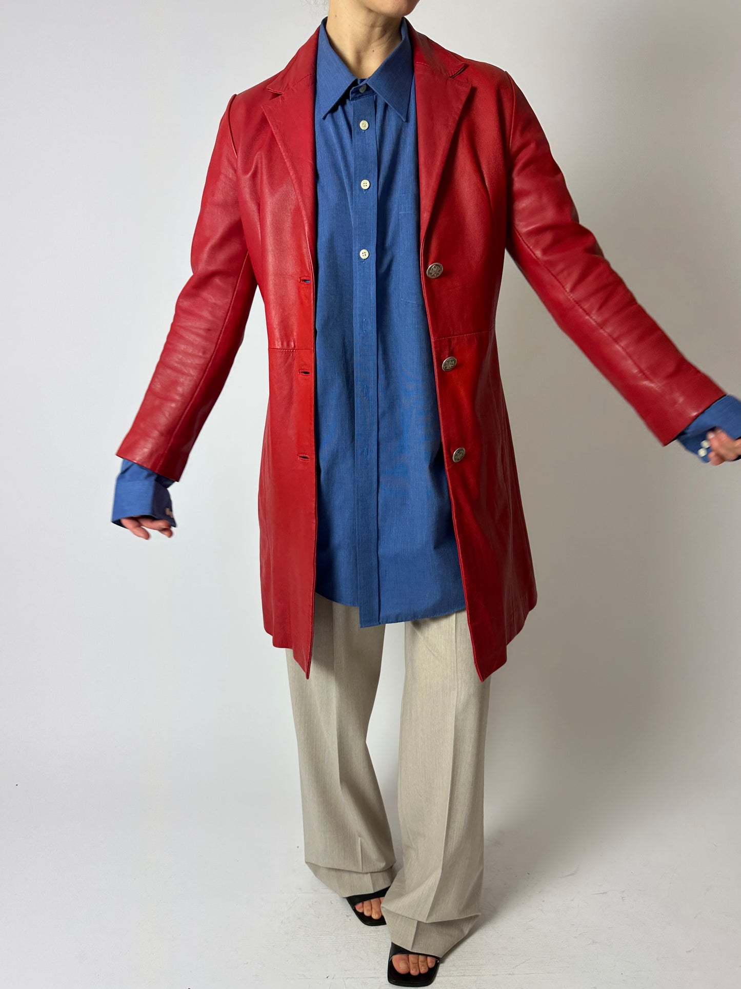 Long leather coat | Bright red