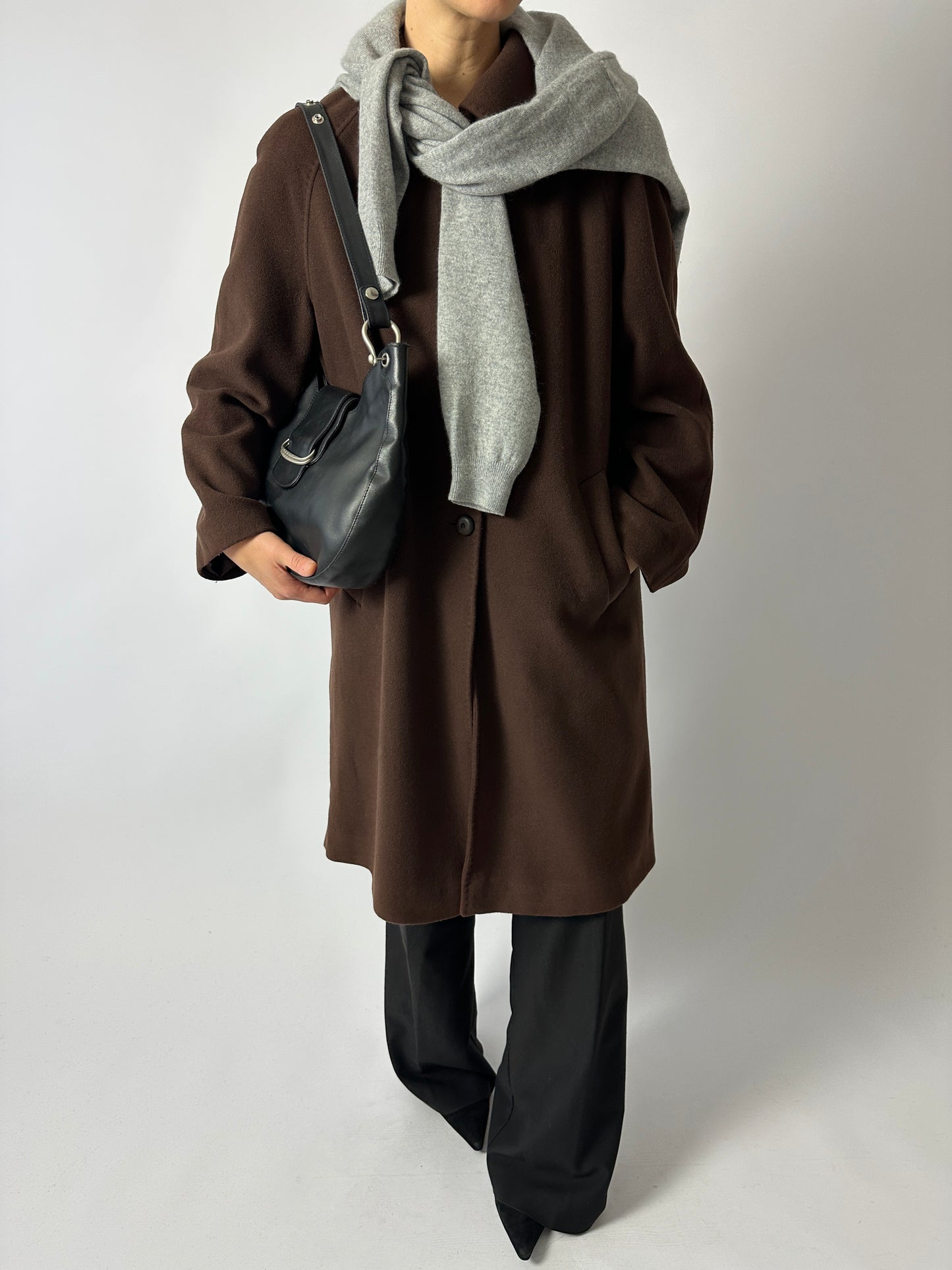 Leather shoulder bag | Black