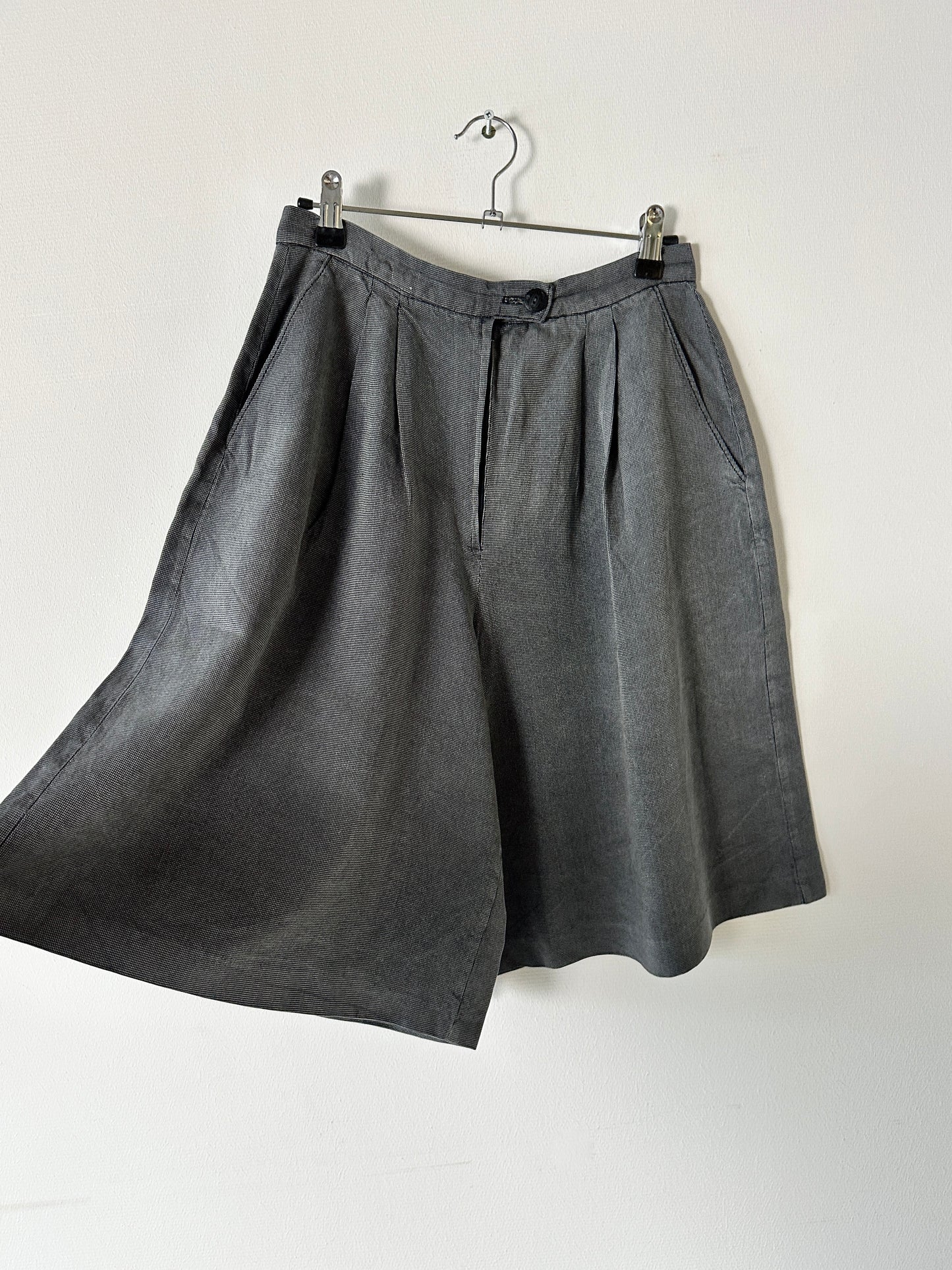 High waist shorts | Dark blue