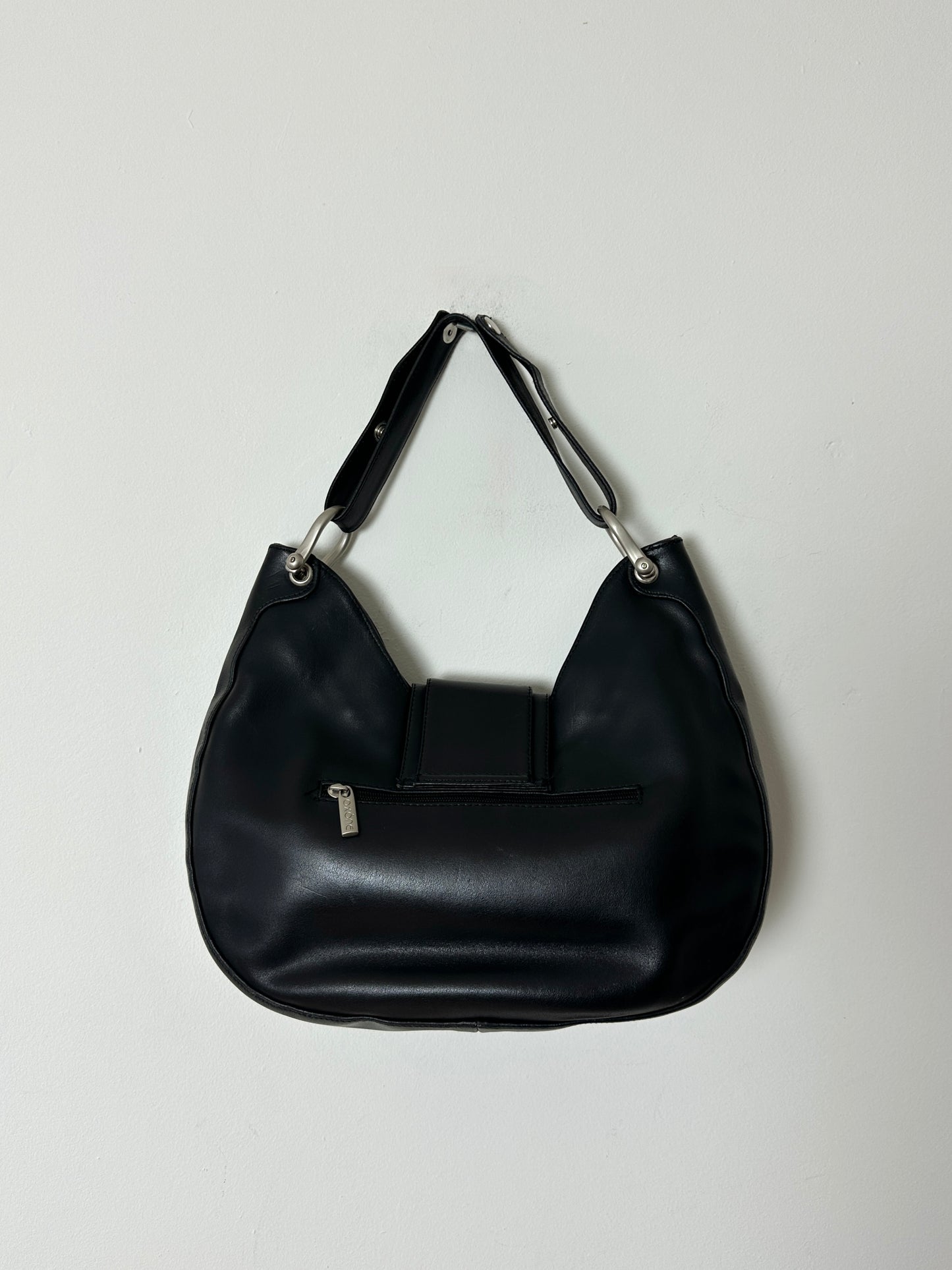 Leather shoulder bag | Black