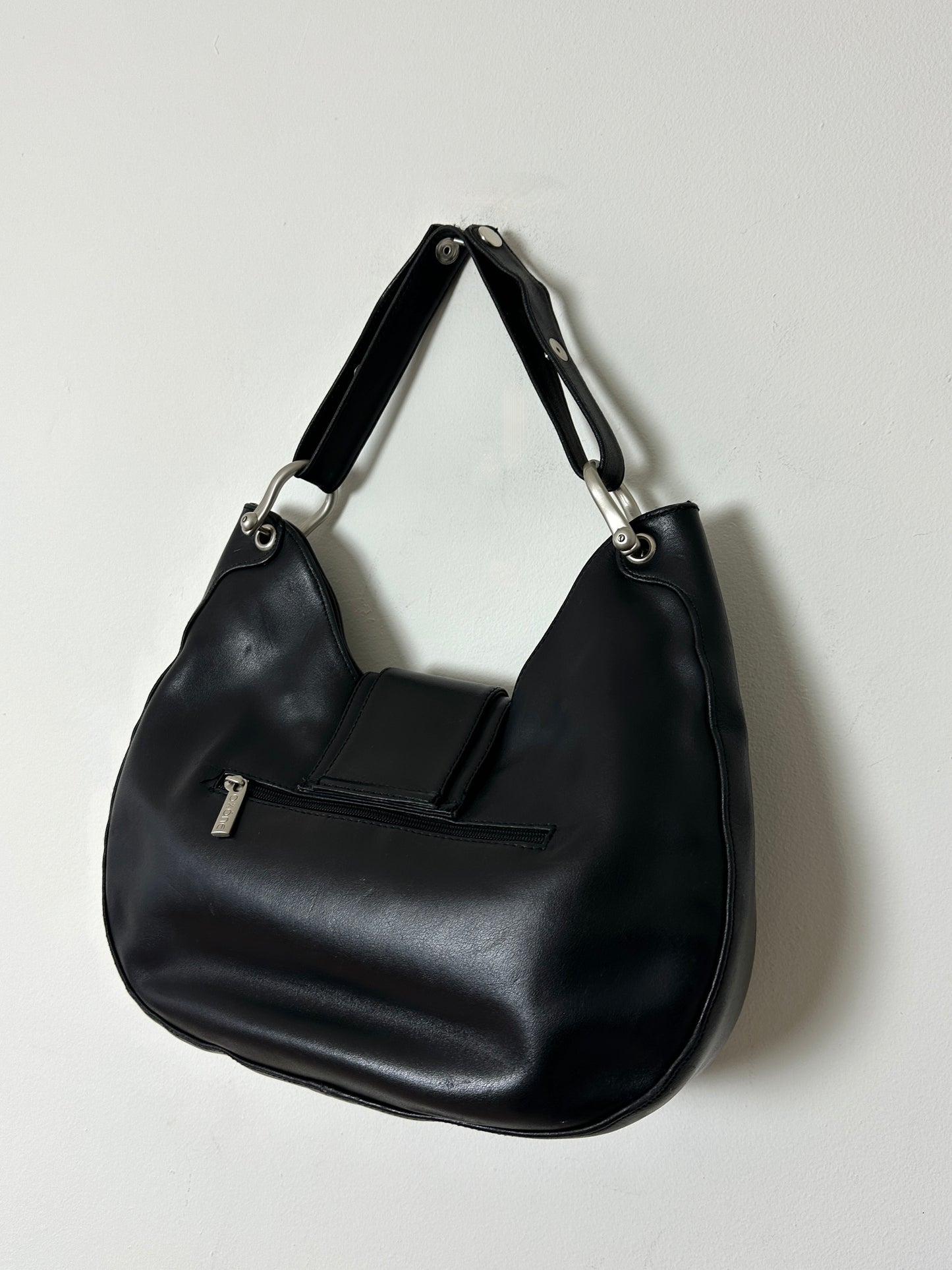 Leather shoulder bag | Black