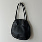 Leather shoulder bag | Black