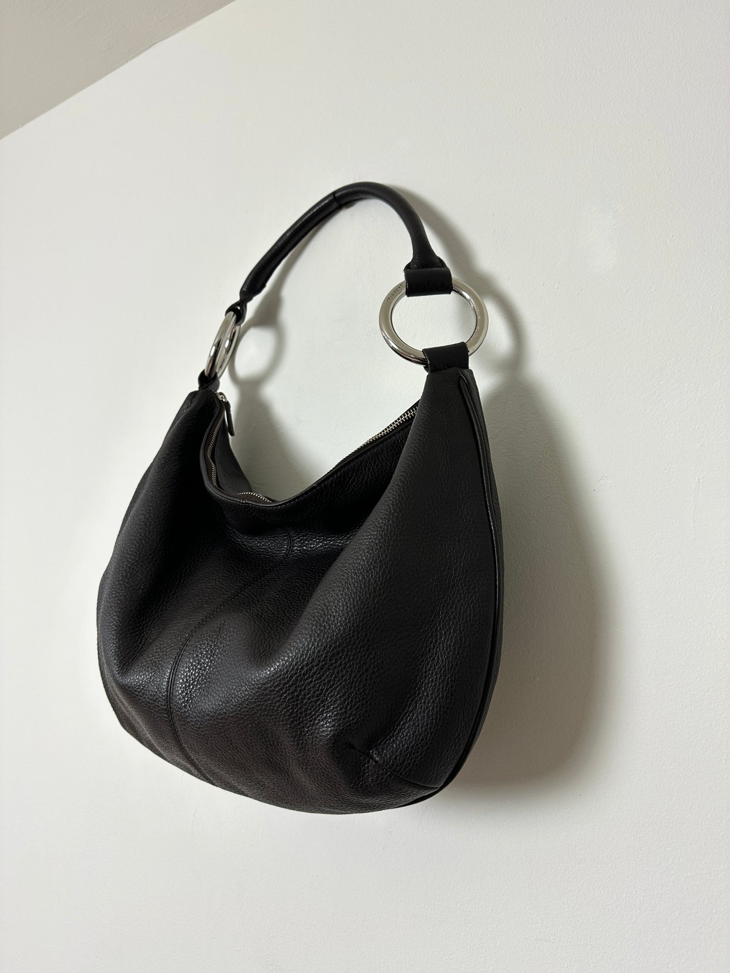 Leather shoulder bag | Dark brown