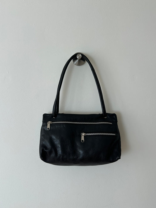 Leather zip shoulder bag | Black