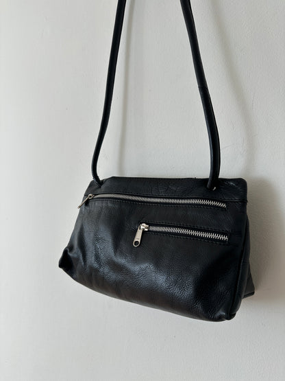 Leather zip shoulder bag | Black