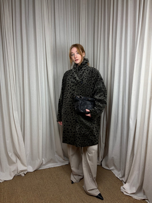 Animal furry coat | Green / Black