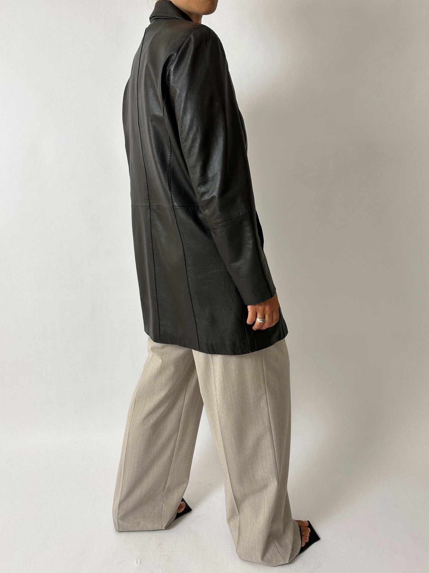 Long leather coat | Dark brown