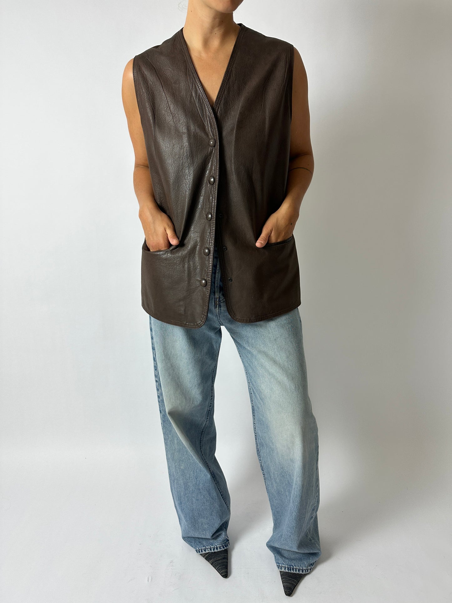 Leather vest | Dark brown