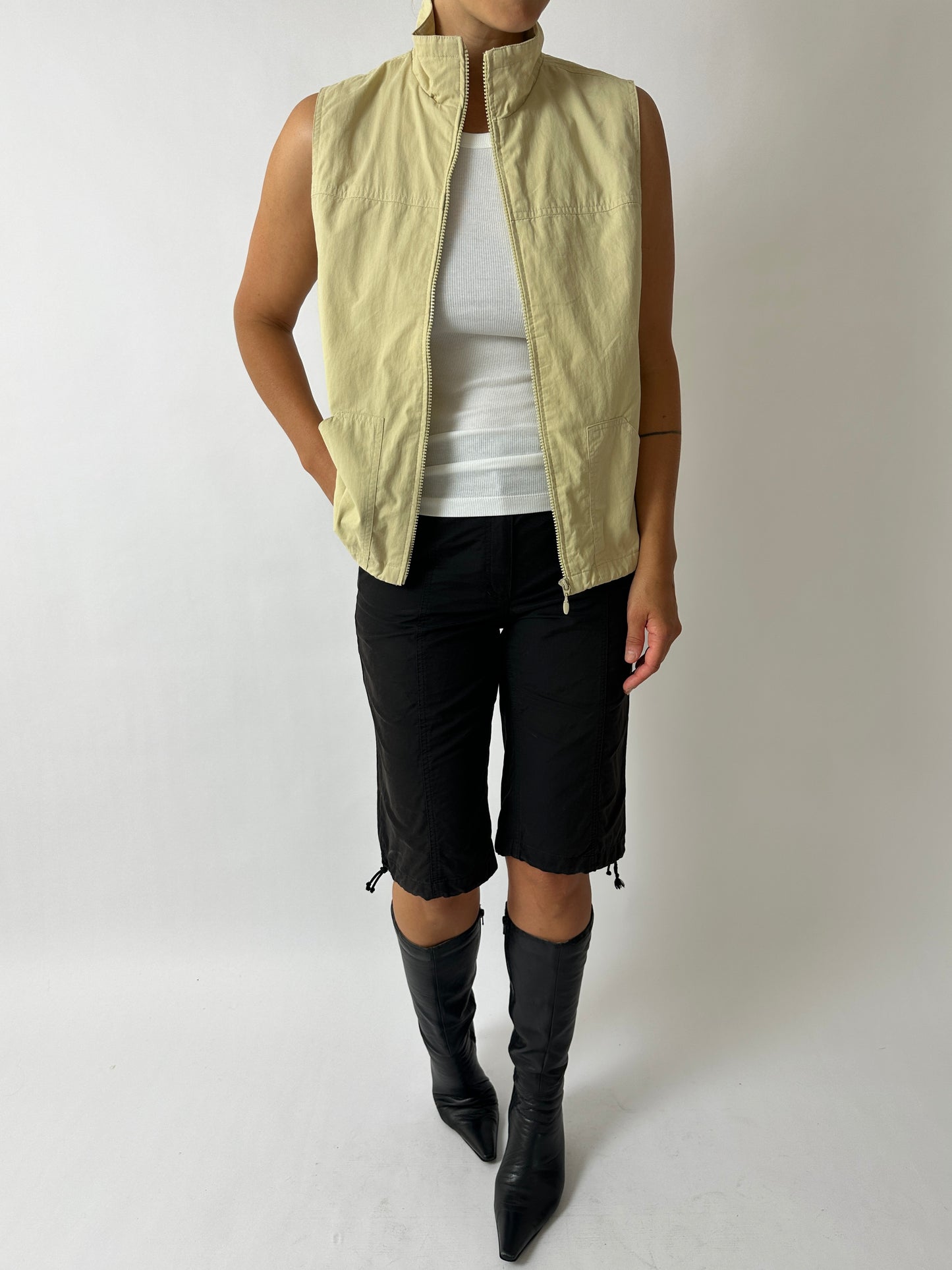 Zip sleeveless vest | Butter
