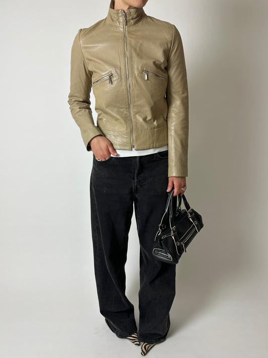 Leather fitted jacket | Soft ecru