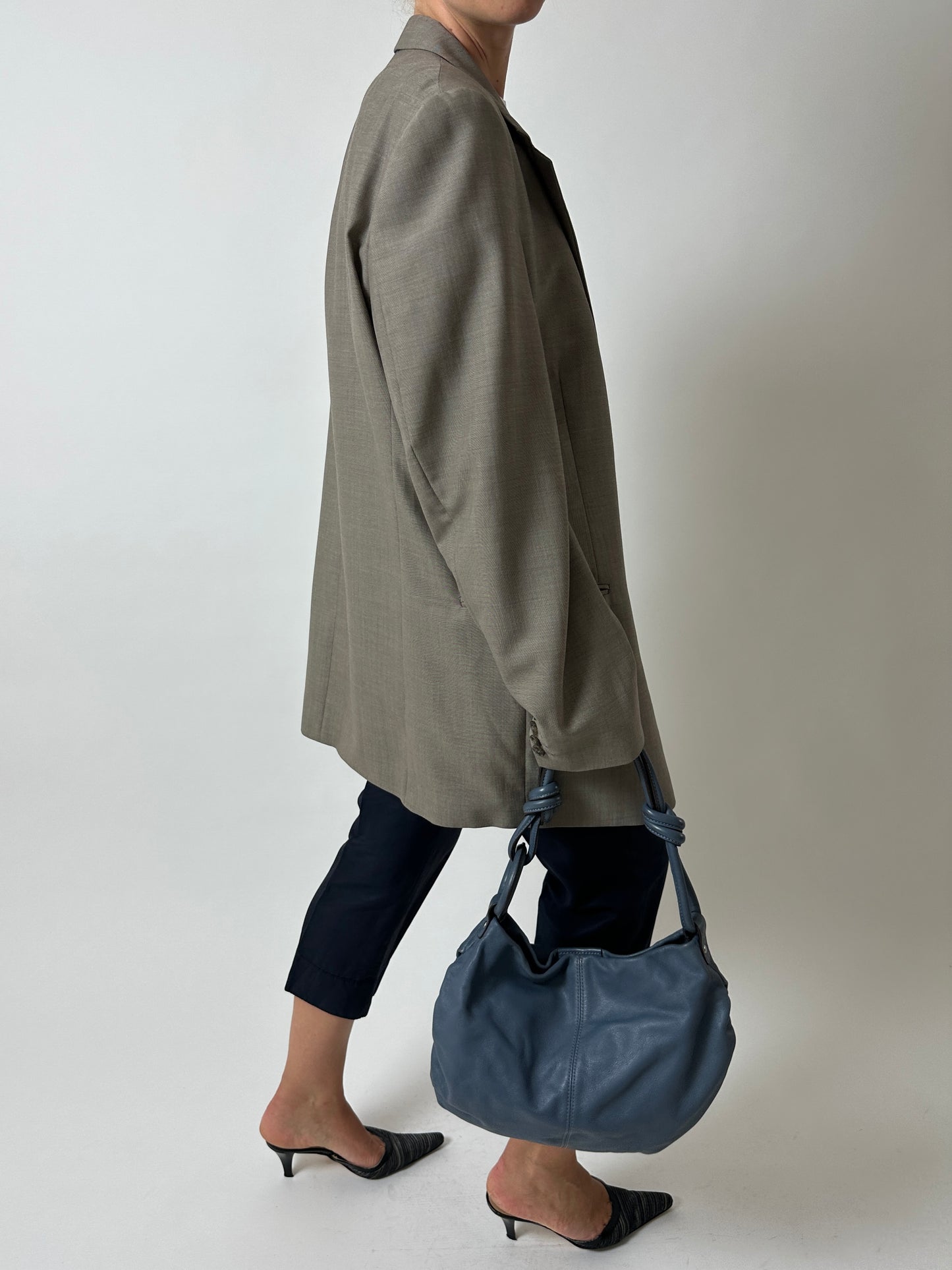 Leather shoulder bag | Steel blue