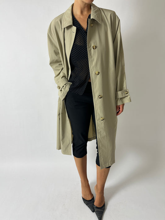Light weight trench coat | Soft beige