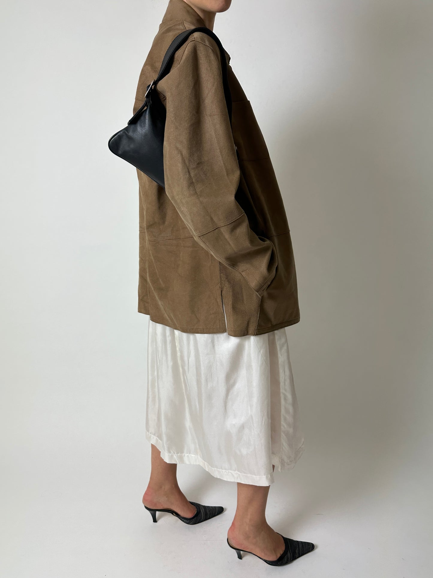 Small leather shoulder bag | Black