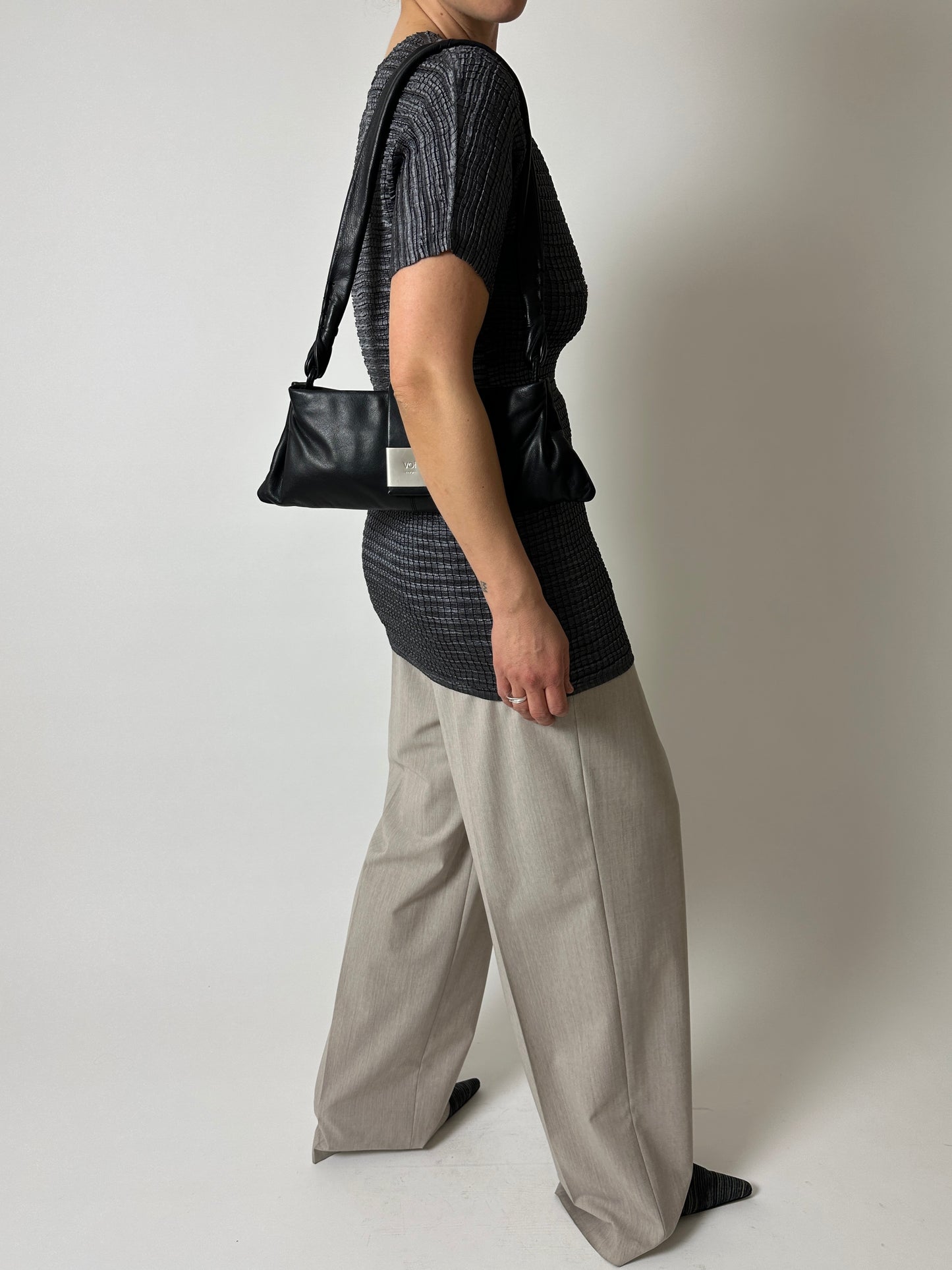 Pleated long top | Dark grey
