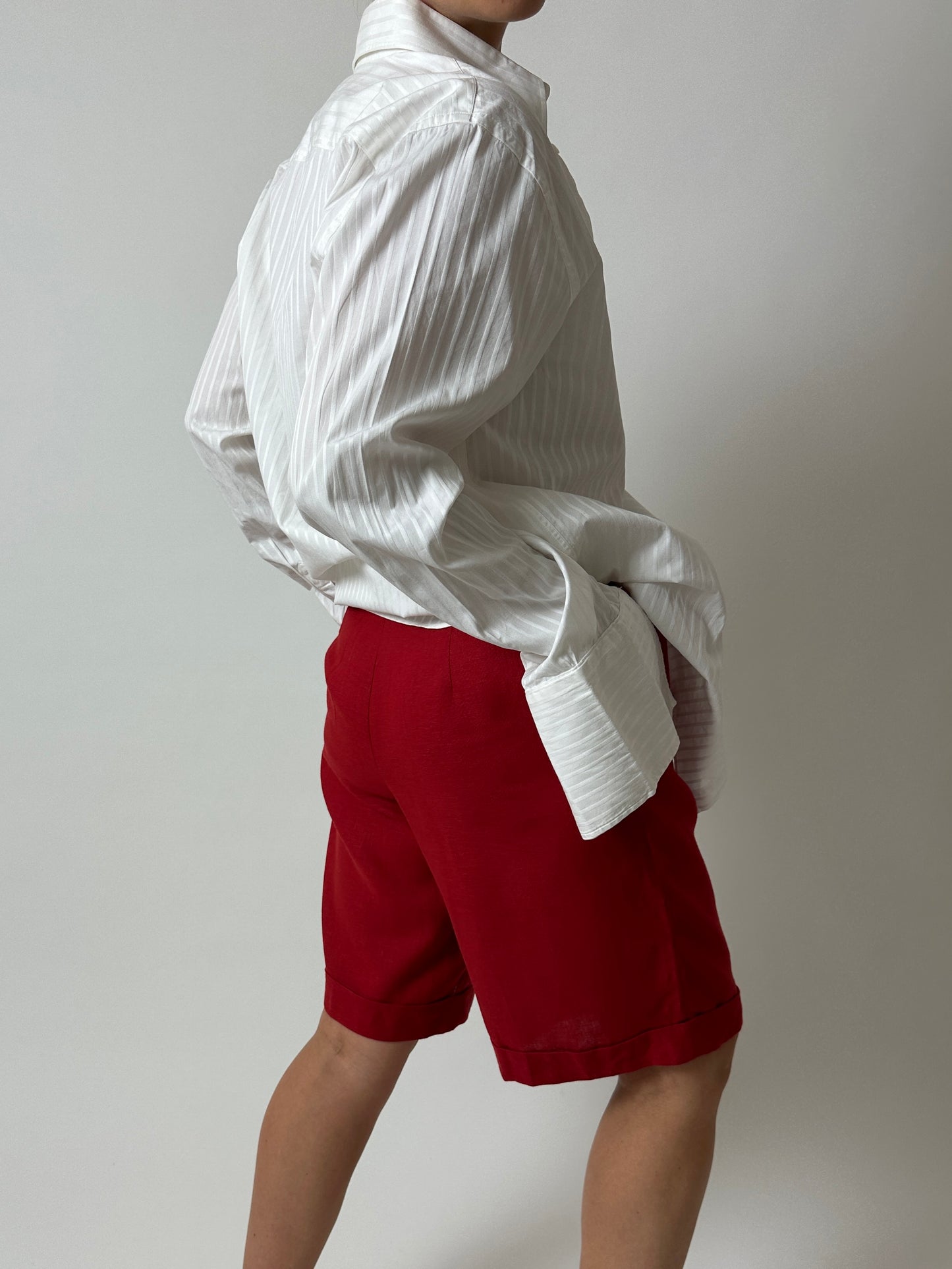 Long shorts | Red