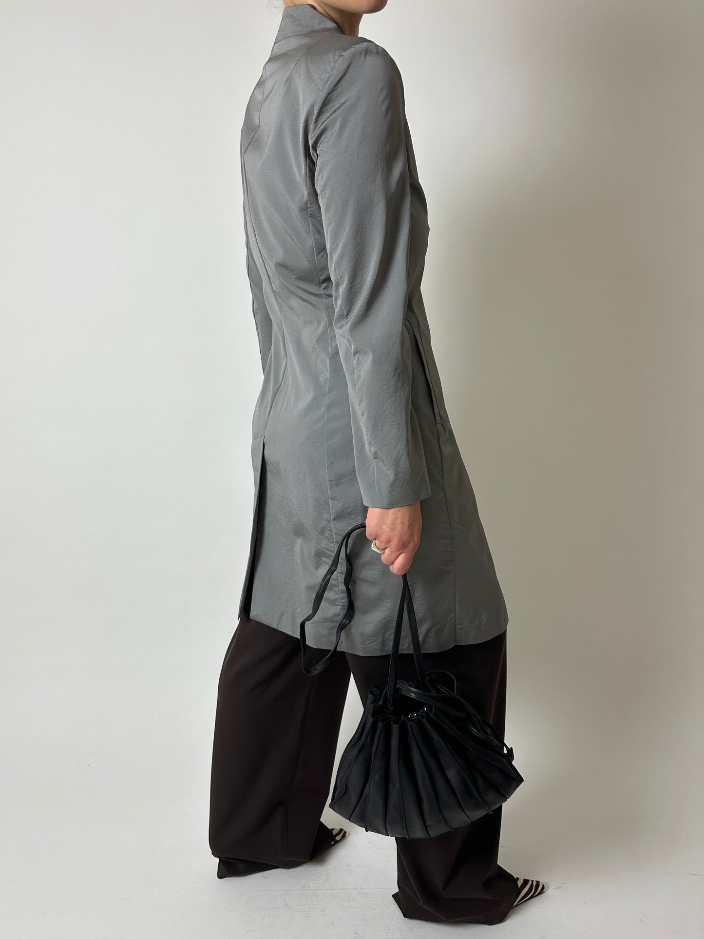 Leather pleaded crossbody bag | Black