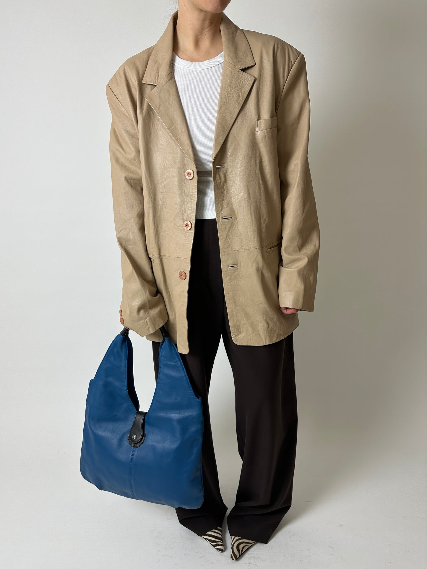 Leather blazer jacket | Soft Beige
