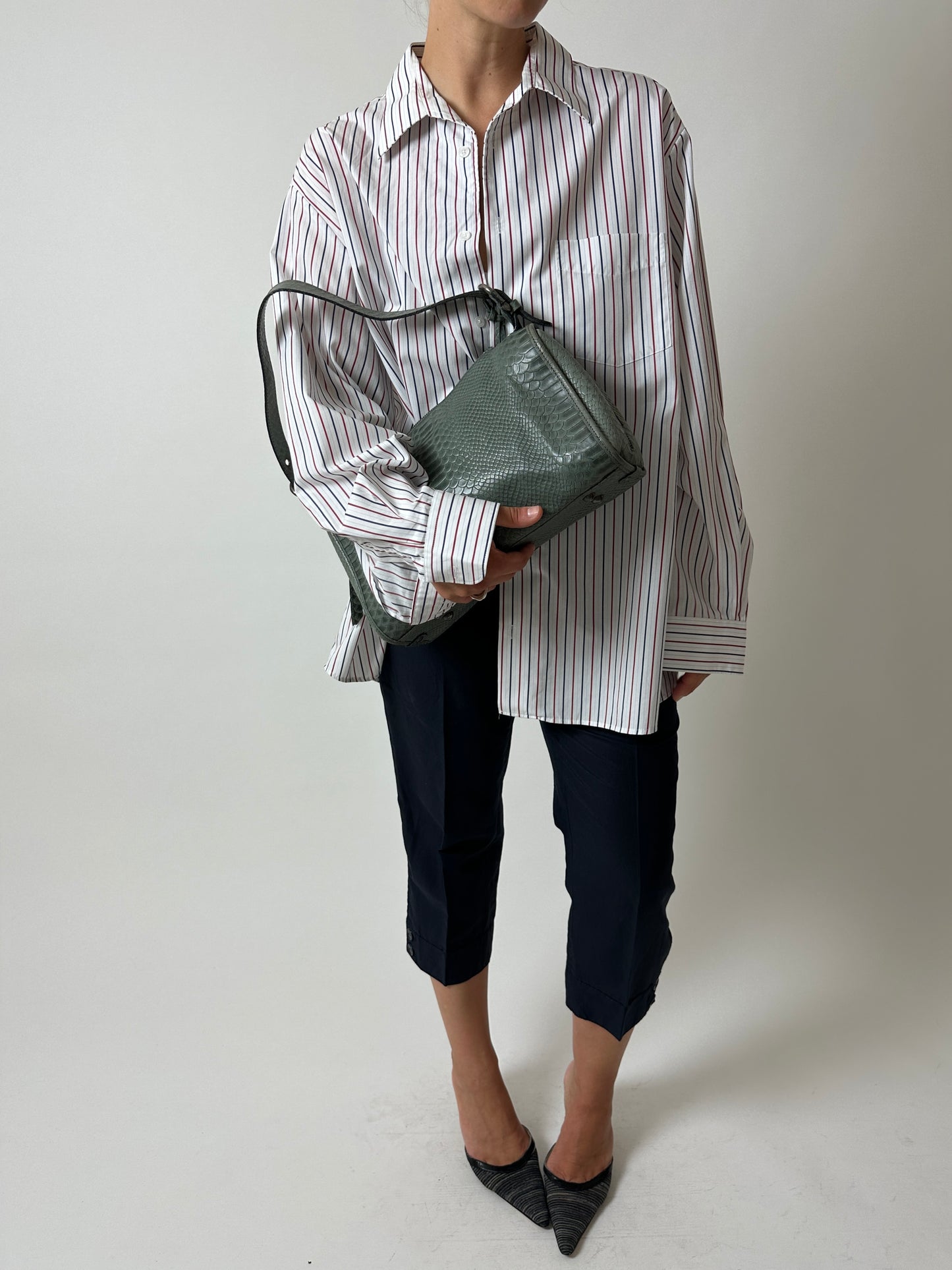 Snake embossed leather bag | Slade grey