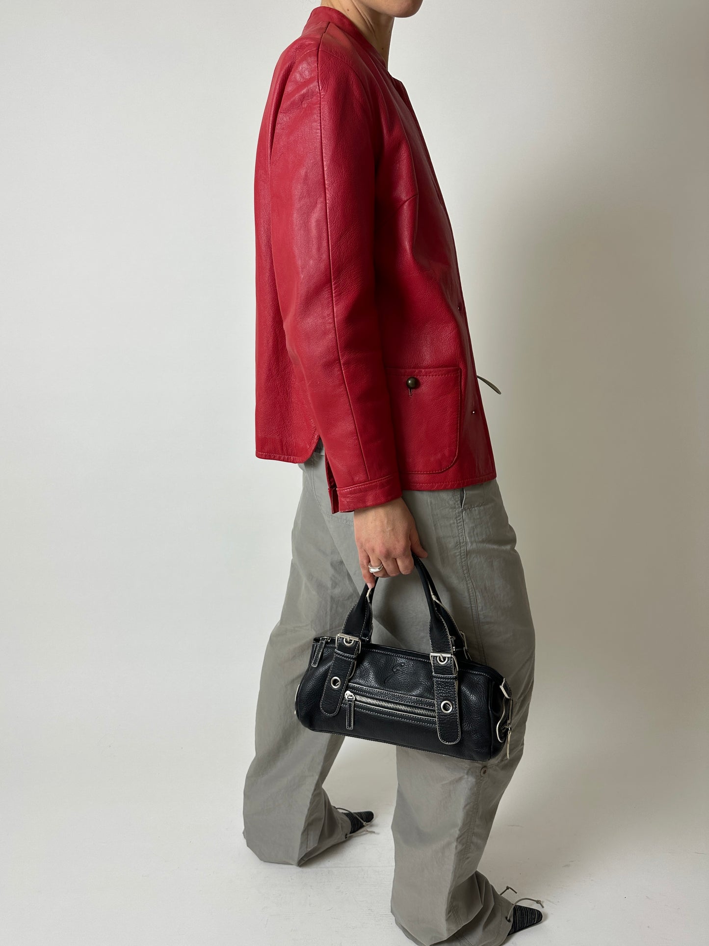 Leather hand bag | Black